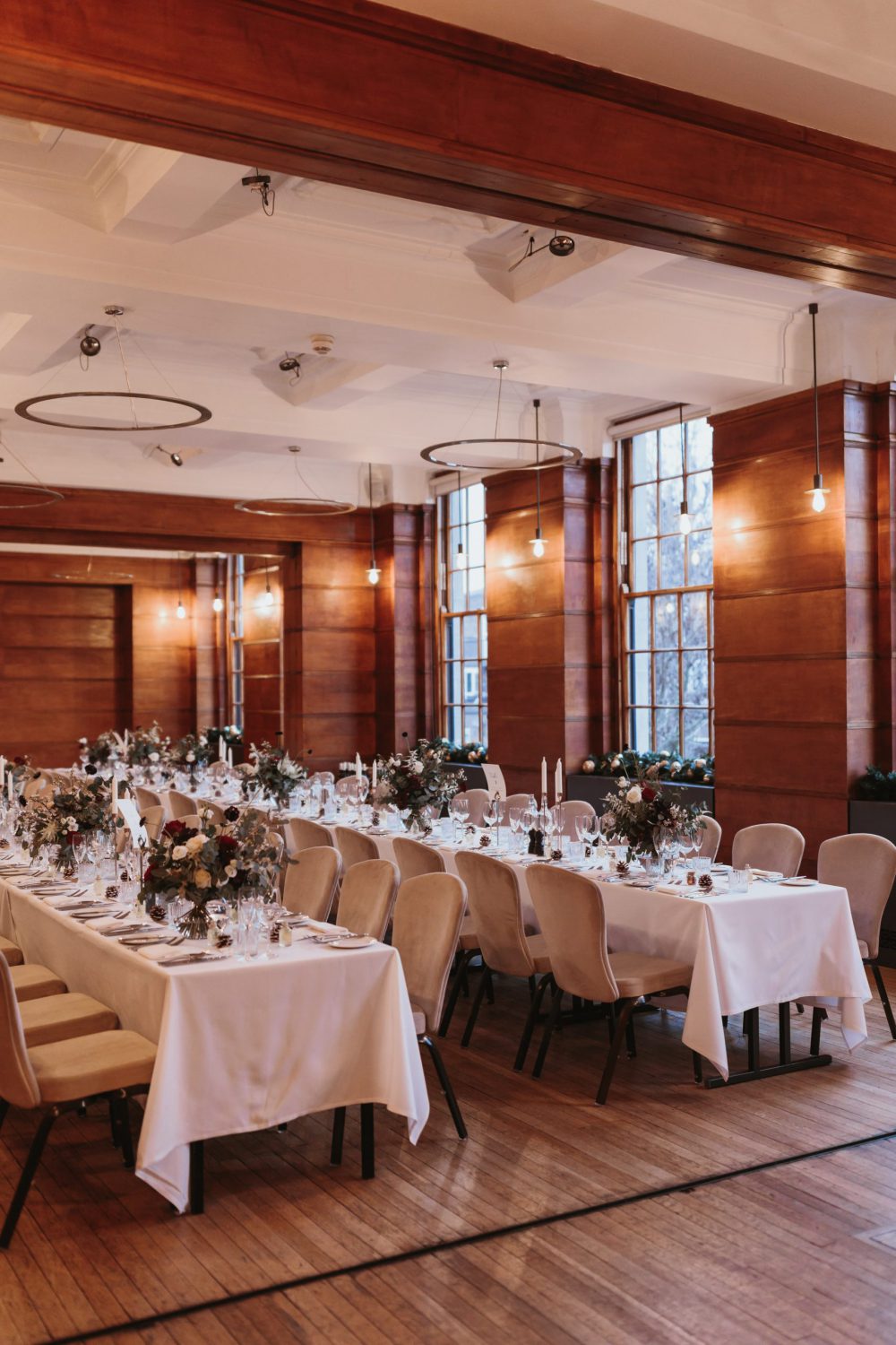 indeco flowers London Town hall hotel wedding flowers